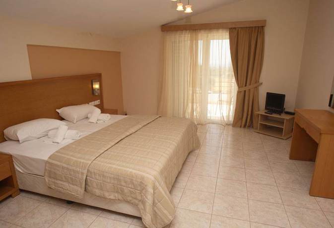 Imagen de la habitación del Hotel Anilio Plaza. Foto 18