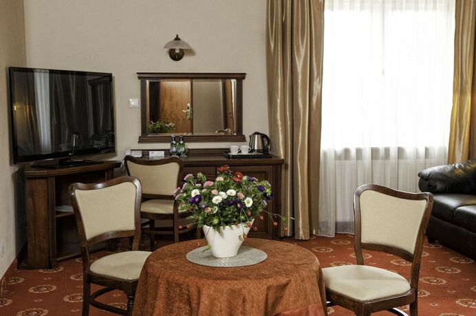 Imagen de la habitación del Hotel Anin Park. Foto 8