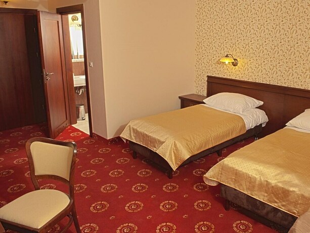 Imagen de la habitación del Hotel Anin Park. Foto 18