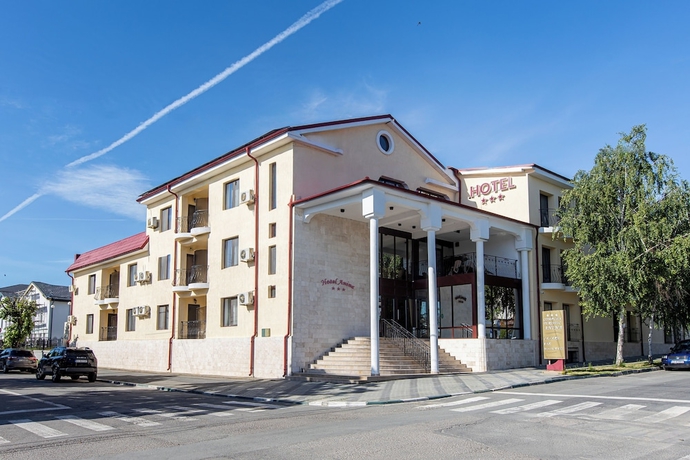 Imagen general del Hotel Anina. Foto 1