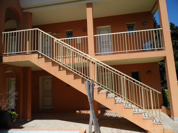 Imagen general del Hotel Anis. Foto 6