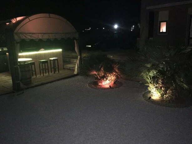 Imagen general del Hotel Anissaras Beach Apartments. Foto 11