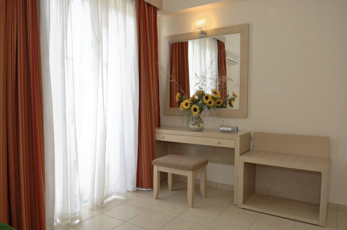 Imagen de la habitación del Hotel Anita Apart-hotel. Foto 11