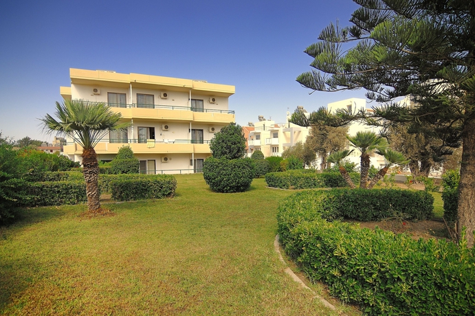 Imagen de los exteriores del Hotel Anita Apart-hotel. Foto 14