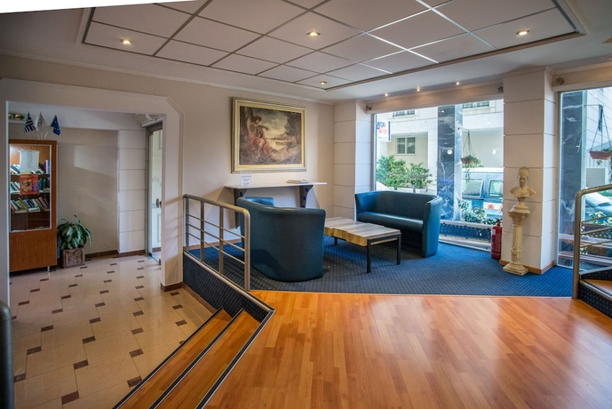 Imagen de los interiores del Hotel Anita, Pireo. Foto 19