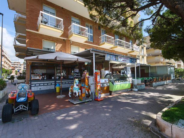 Imagen de los interiores del Hotel Anita, San Bartolomeo al Mare. Foto 16