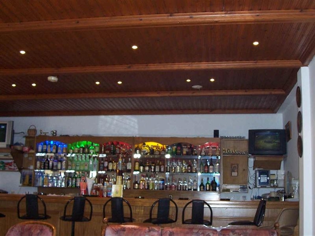 Imagen general del Hotel Anixis, Ialissos. Foto 4