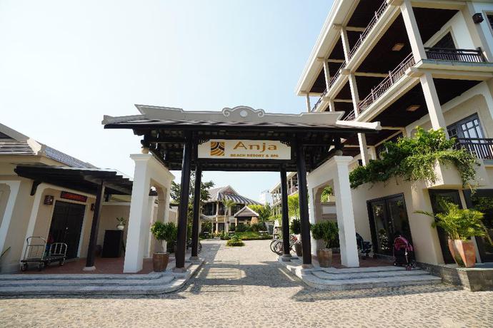 Imagen de los interiores del Hotel Anja Beach Resort and Spa. Foto 18