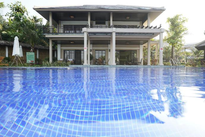Imagen de la piscina del Hotel Anja Beach Resort and Spa. Foto 19
