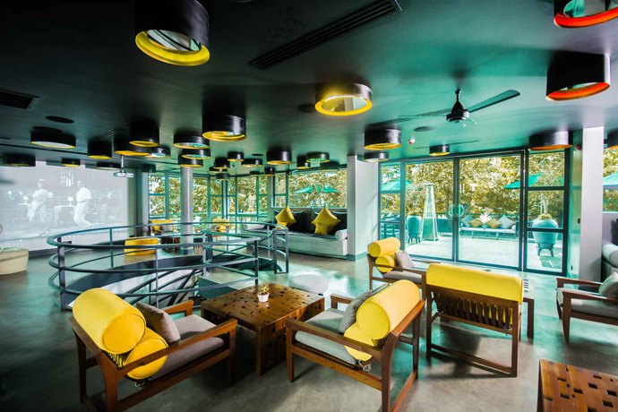 Imagen del bar/restaurante del Hotel Anjali By Syphon. Foto 3