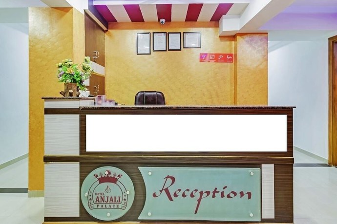 Imagen de los interiores del Hotel Anjali Palace. Foto 10