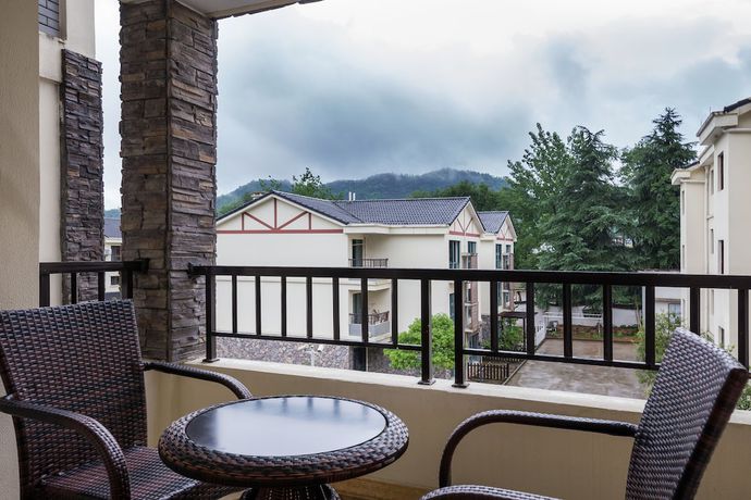 Imagen de la habitación del Hotel Anji Landscape. Foto 8