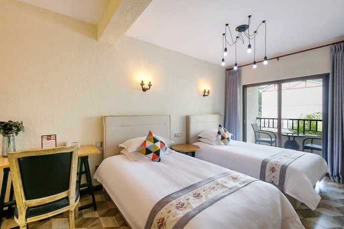 Imagen de la habitación del Hotel Anji Landscape. Foto 11