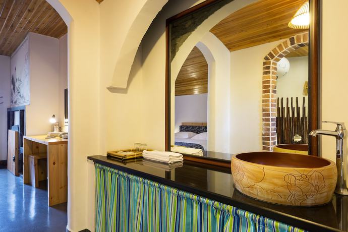 Imagen de la habitación del Hotel Anji Landscape. Foto 19