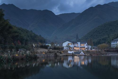Imagen general del Hotel Anji Shanchuan Design Homestay. Foto 1