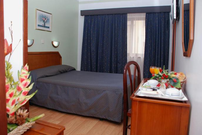 Imagen de la habitación del Hotel Anjos. Foto 3