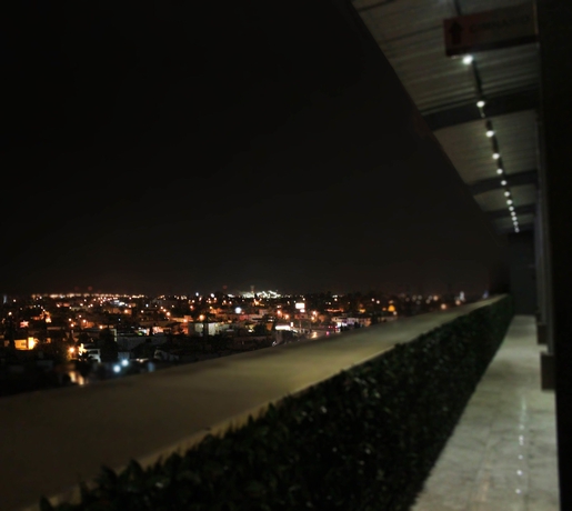Imagen de los exteriores del Hotel Ankara Las Lomas. Foto 7