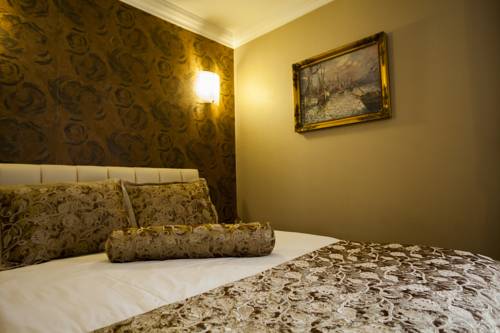 Imagen de la habitación del Hotel Ankara Royal. Foto 6