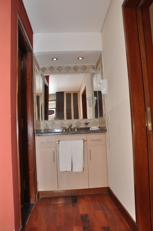 Imagen de los interiores del Hotel Ankara Suites. Foto 6