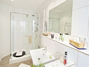 Imagen de los interiores del Hotel Anker-restaurant. Foto 13