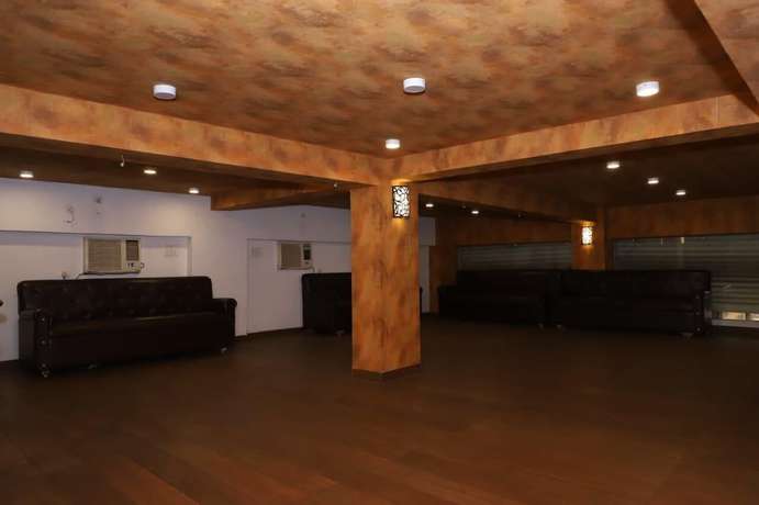 Imagen de los interiores del Hotel Ankit Residency. Foto 18