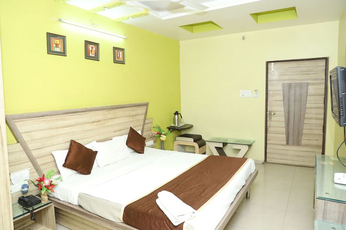 Imagen de la habitación del Hotel Ankit Residency. Foto 11