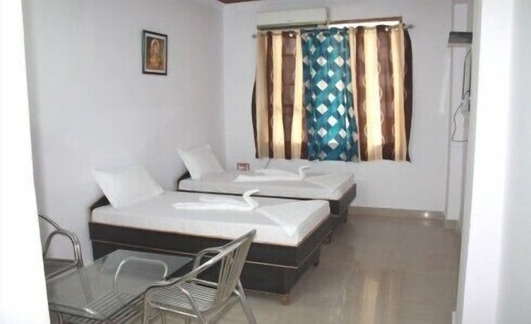 Imagen de la habitación del Hotel Ankur, Patna. Foto 17