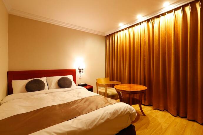 Imagen de la habitación del Hotel Anmyeon Plaza. Foto 16