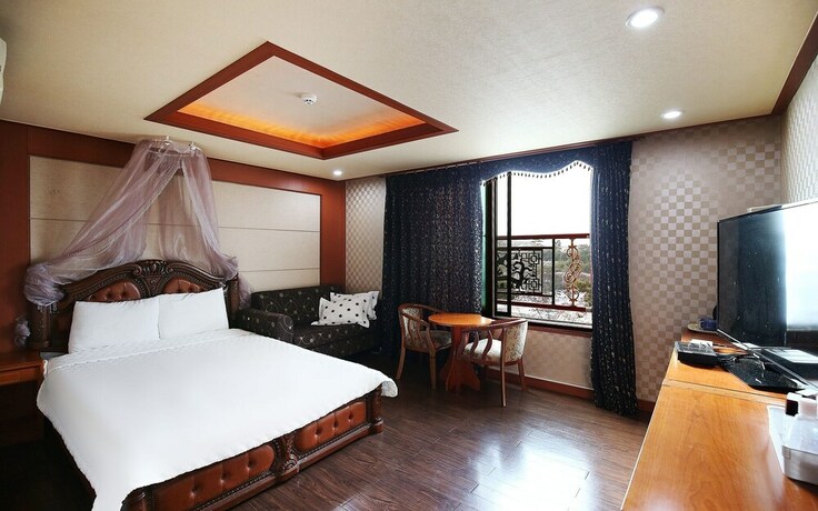 Imagen de la habitación del Hotel Anmyeondo Haesong. Foto 14