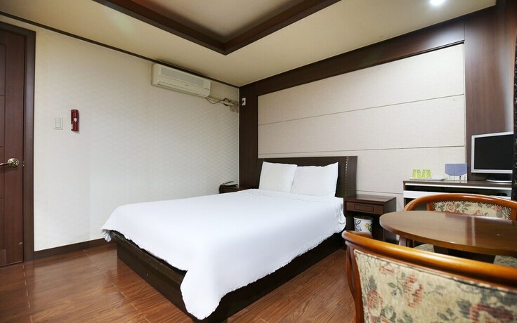 Imagen de la habitación del Hotel Anmyeondo Haesong. Foto 29