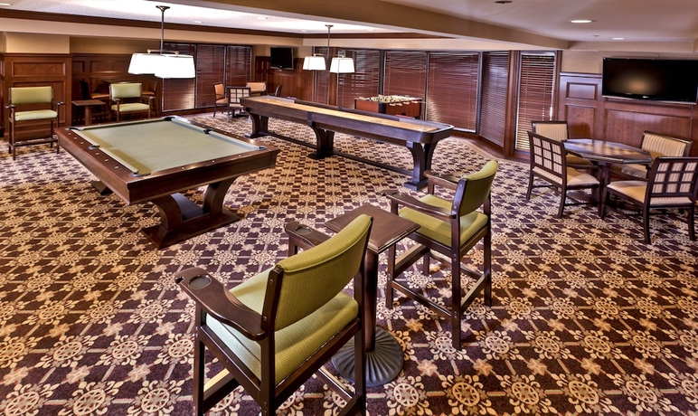Imagen general del Hotel Ann Arbor Regent and Suites. Foto 2