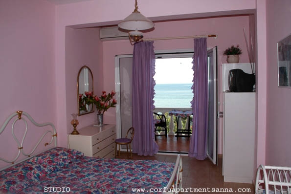 Imagen de la habitación del Hotel Anna Apartment. Foto 2