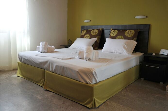 Imagen de la habitación del Hotel Anna Apartments. Foto 20