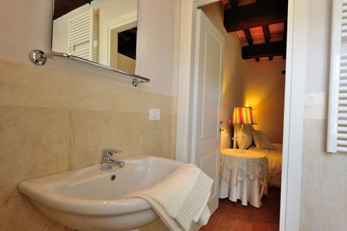 Imagen de la habitación del Hotel Anna Boccali Resort. Foto 6