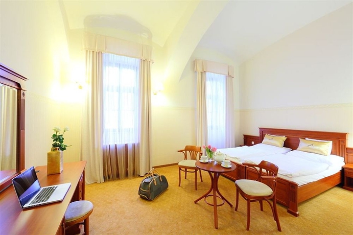 Imagen de la habitación del Hotel Anna Grand. Foto 4