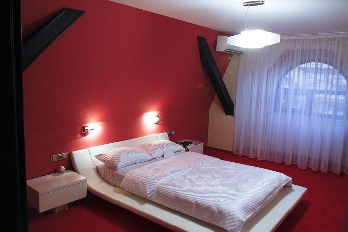 Imagen de la habitación del Hotel Anna Junior. Foto 4