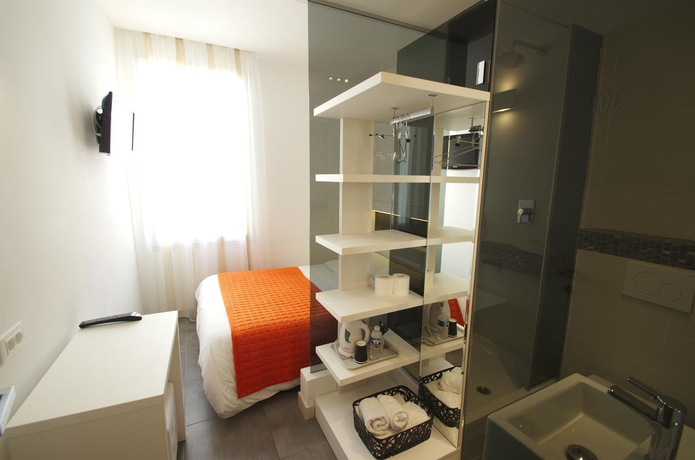 Imagen de la habitación del Hotel Anna Livia. Foto 5