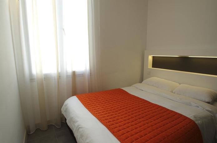 Imagen de la habitación del Hotel Anna Livia. Foto 6