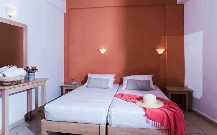 Imagen general del Hotel Anna Maria, Malia. Foto 1