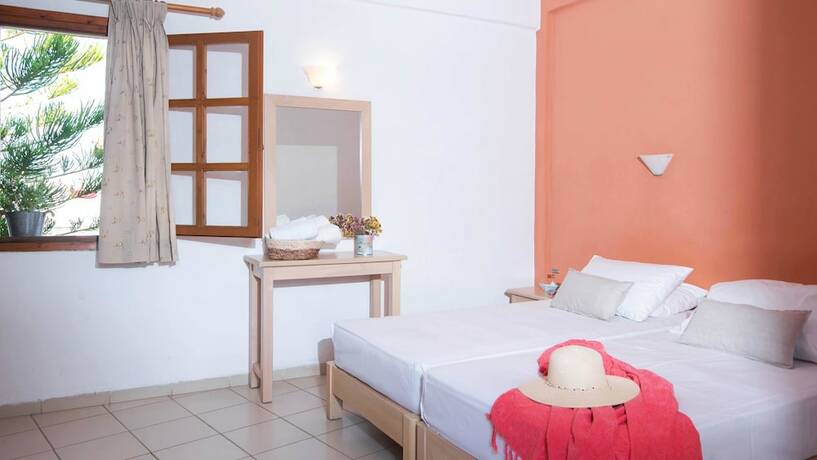 Imagen general del Hotel Anna Maria, Malia. Foto 5