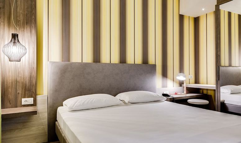 Imagen de la habitación del Hotel Anna, Navene. Foto 12