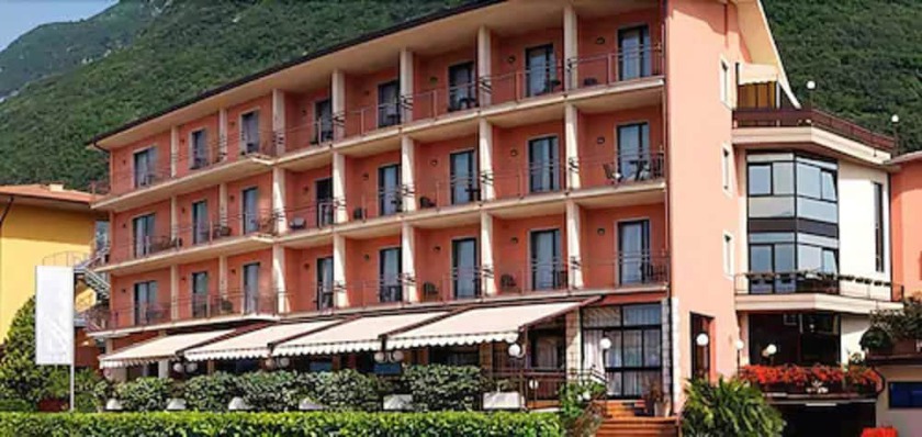 Imagen general del Hotel Anna, Navene. Foto 5