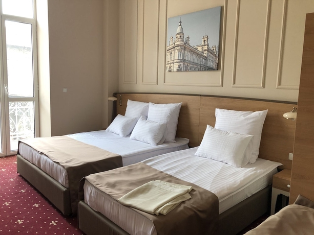 Imagen de la habitación del Hotel Anna Palace. Foto 7