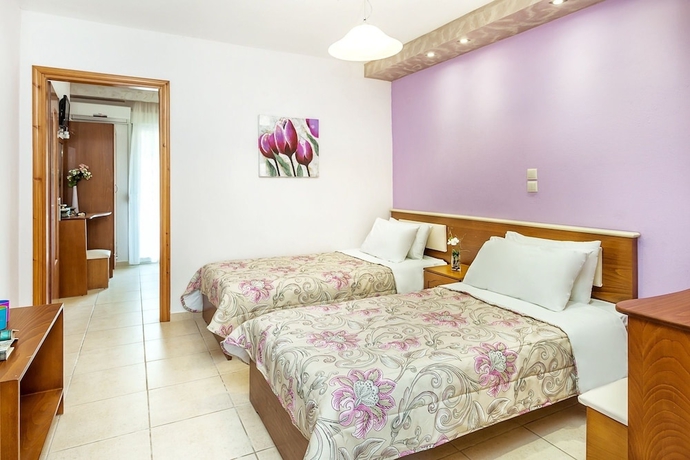 Imagen de la habitación del Hotel Anna, Pefkochori. Foto 3