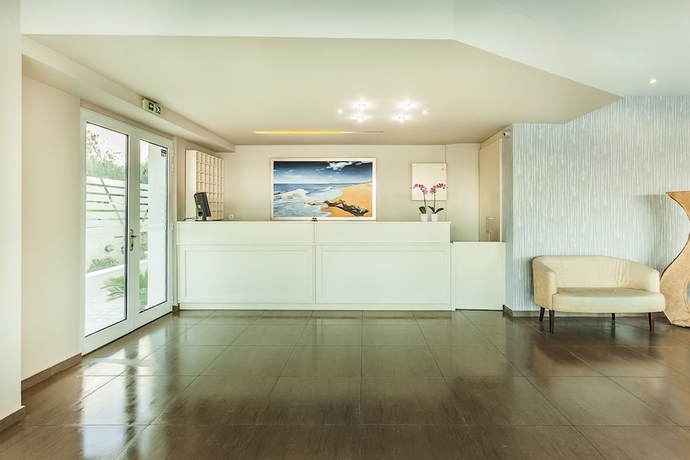 Imagen de los interiores del Hotel Anna, Pefkochori. Foto 19