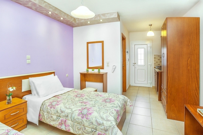 Imagen de la habitación del Hotel Anna, Pefkochori. Foto 12