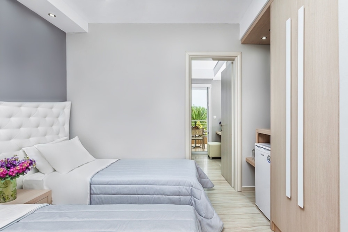 Imagen de la habitación del Hotel Anna, Pefkochori. Foto 15