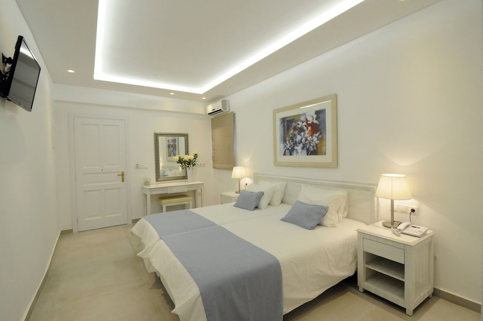 Imagen de la habitación del Hotel Anna, Plati Gialos. Foto 18