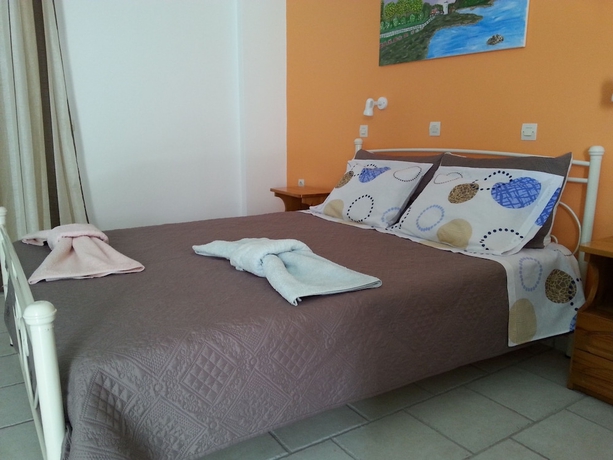 Imagen de la habitación del Hotel Anna Studios. Foto 9