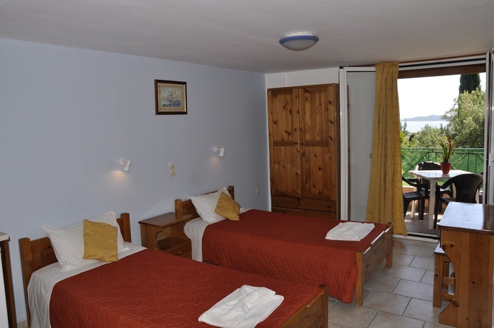 Imagen de la habitación del Hotel Anna Studios. Foto 15